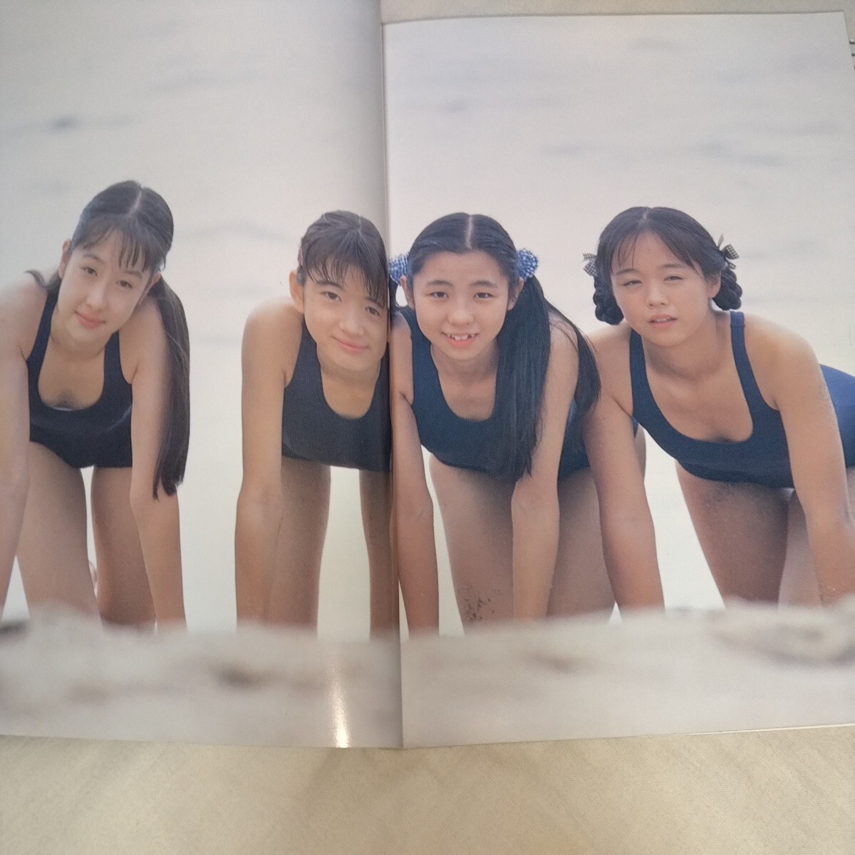 制服・スク水・ブルマ】8人の美少女中学生写真集「女子中学生 制服・スク水・ブルマ】8人の美少女中学生写真集「女子中学生