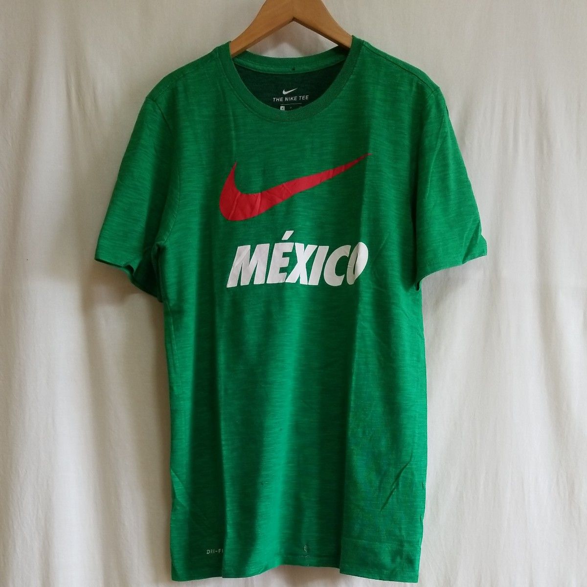 NIKE　DRI-FIT プリントTシャツ　MEXICO グリーン系　S N-2469