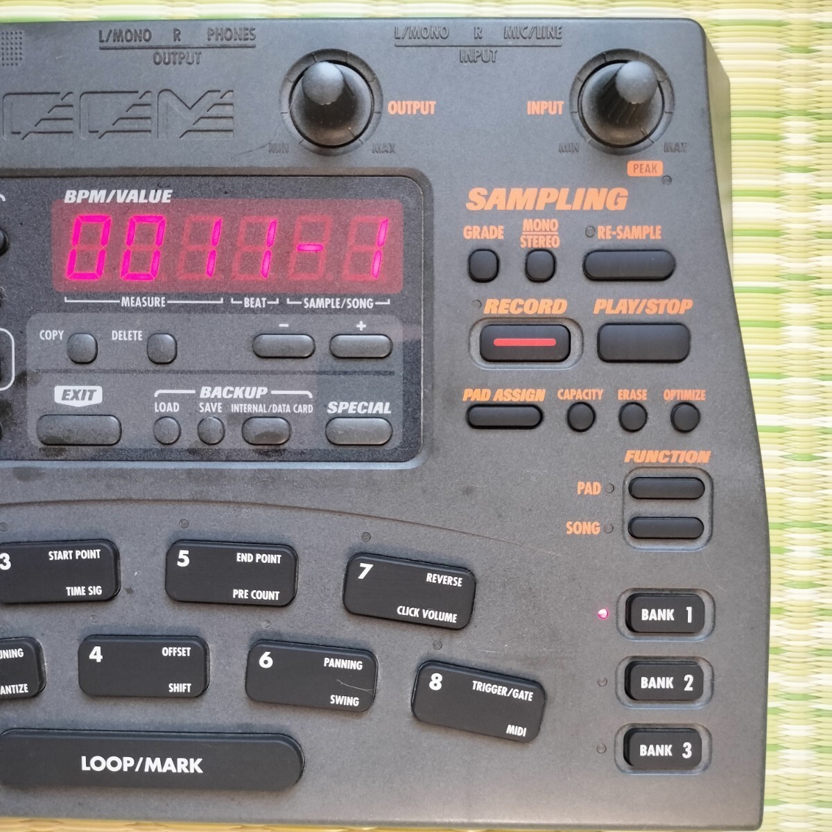 ZOOM SampleTrak ST-224_画像3