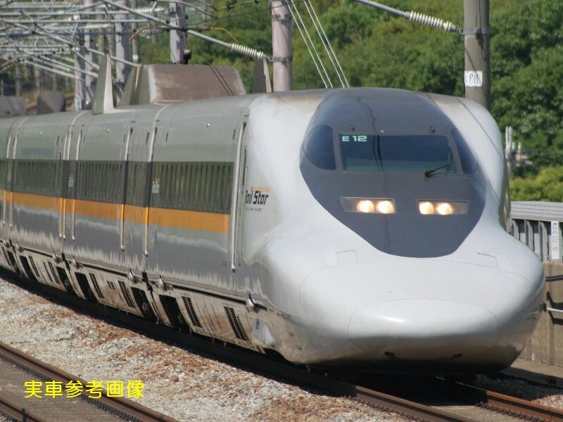 消滅寸前●プラレール JR西日本★新幹線７００系電車 ひかりレールスター 4両編成★先頭車/後部車ライト点灯 簡易清掃 整備点検 走行確認◎の画像10