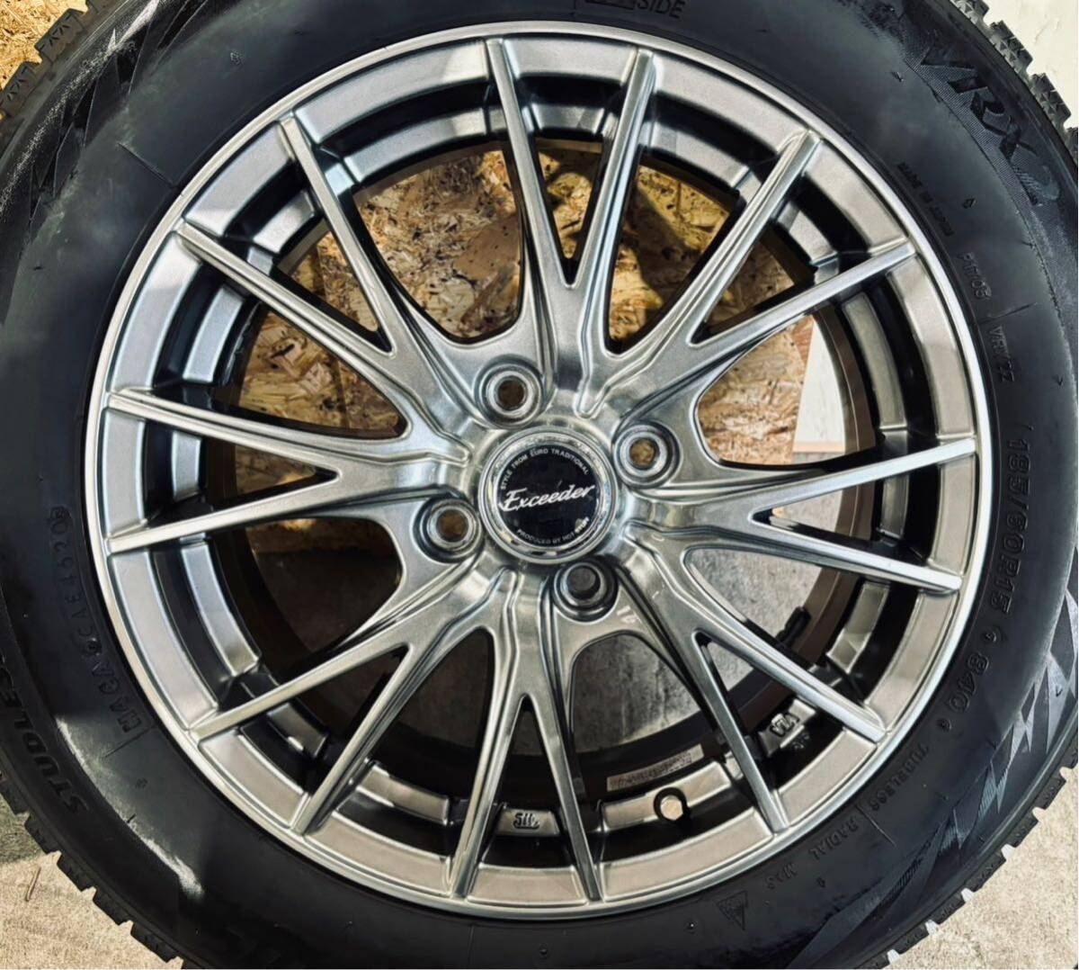 ★綺麗 溝多 2020年★ 4本 185/60R15 スタッドレス VRX2 5.5J +45 4H PCD100 アクア ヴィッツ スイフト フィット ヤリス A-5-62_画像2