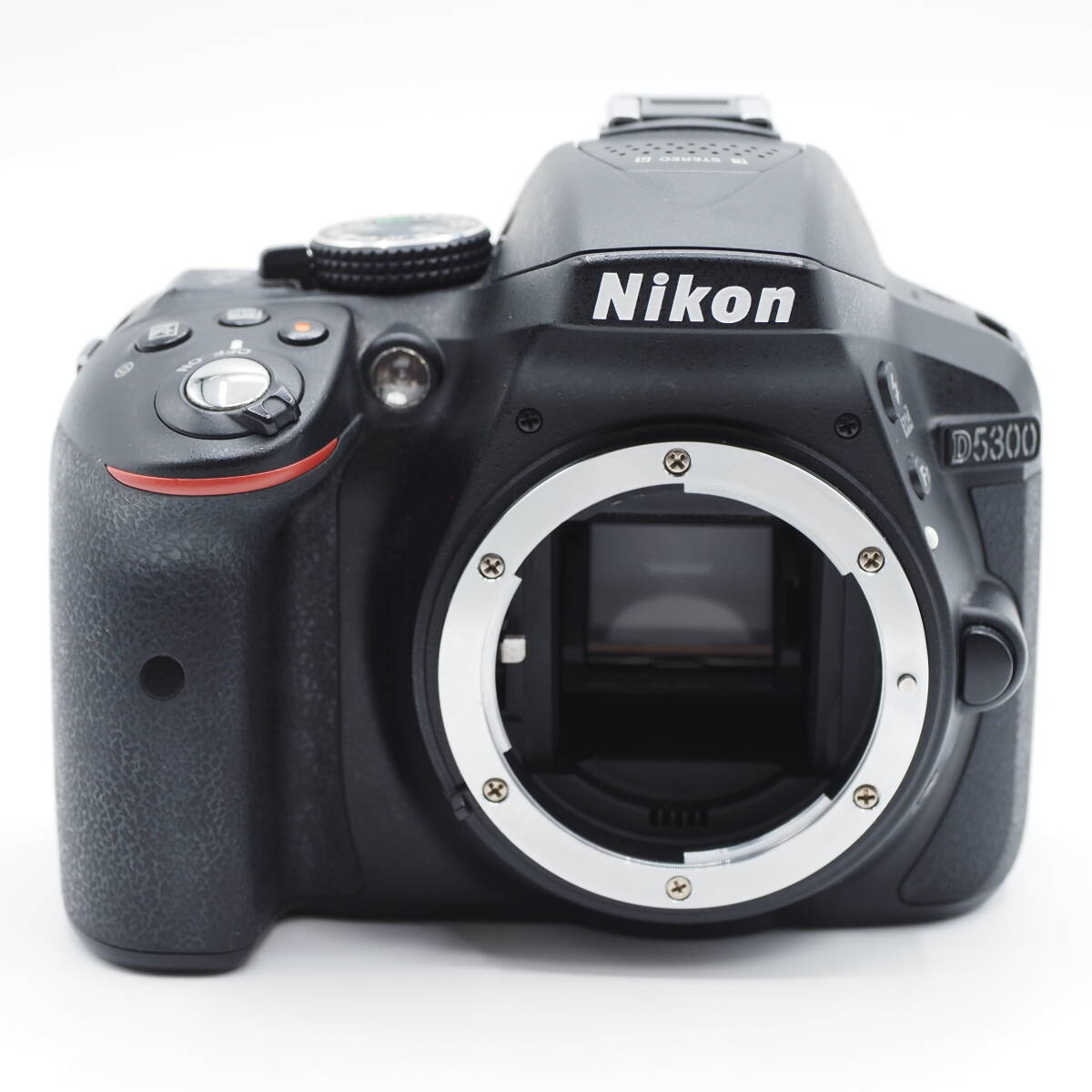 ★ショット数2,070回・極上品★ Nikon ニコン デジタル一眼レフカメラ D5300 ブラック #2254_画像2