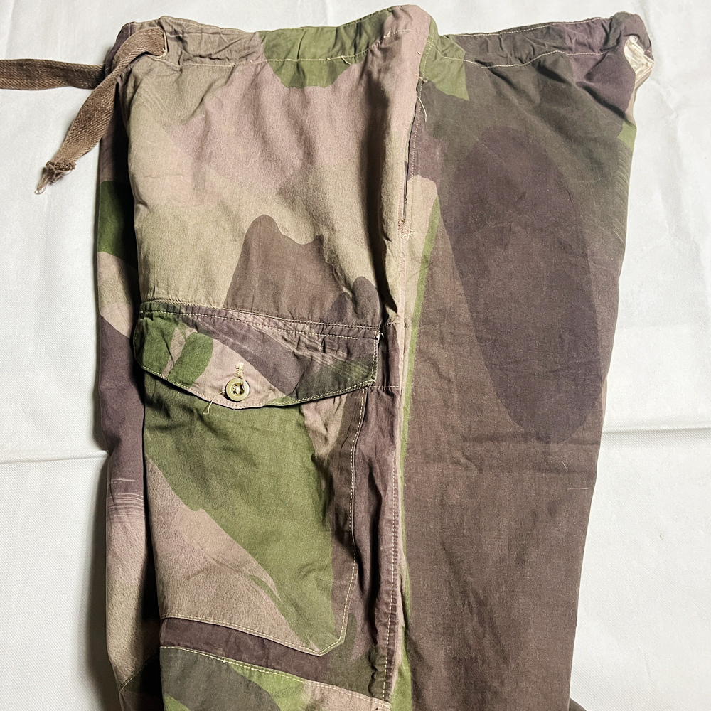  special! 40\'s England army SAS brush do duck over pants BRUSHED CAMO BRITISH ARMY yellowtail tissue Army empty . squad rare put on 