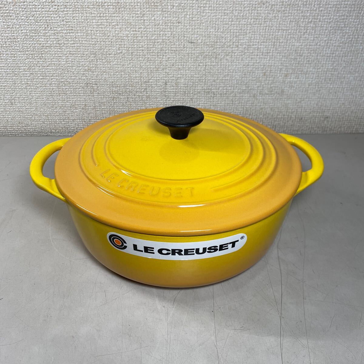 a*★未使用 ル・クルーゼ ココット BIS 22cm 両手鍋 LE CREUSET イエロー★の画像1