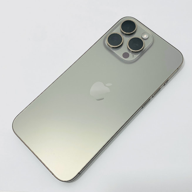 ジャンク Apple iPhone 15 Pro Max ナチュラルチタニウム アクティベーションロック品 スマホ 本体 _画像3