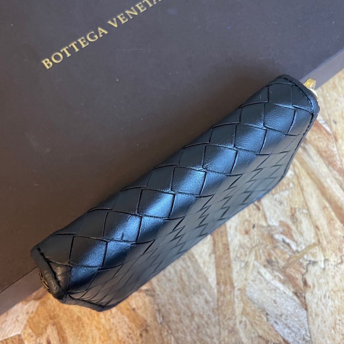 ★【美品！希少！】 BOTTEGA VENETA ボッテガヴェネタ イントレチャート 財布 男女 ブルー 小銭入れ コインケース ブラウンの画像4