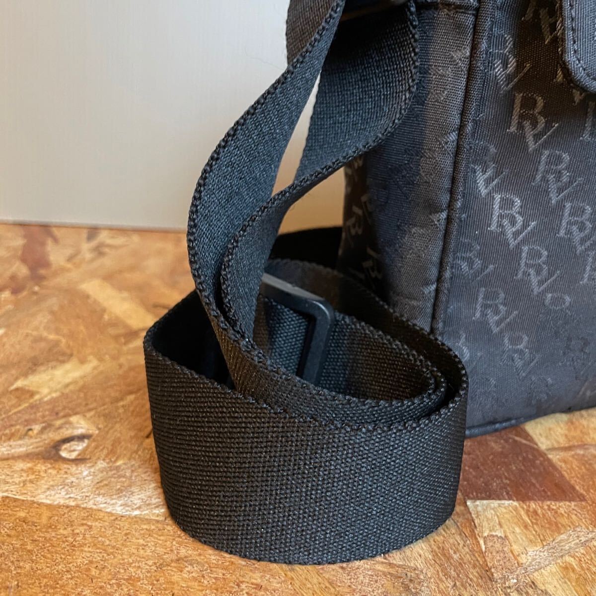 1円■美品■BOTTEGA VENETA ボッテガ ヴェネタ イントレッチオ リュージョン トートバッグ ショルダーバッグ ビジネスバッグ 黒 _画像7