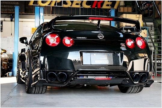 「TOP SECRET」R35(GT-R)MY07～MY16用リアアンダーバンパー Ver.2(カーボン)_画像3