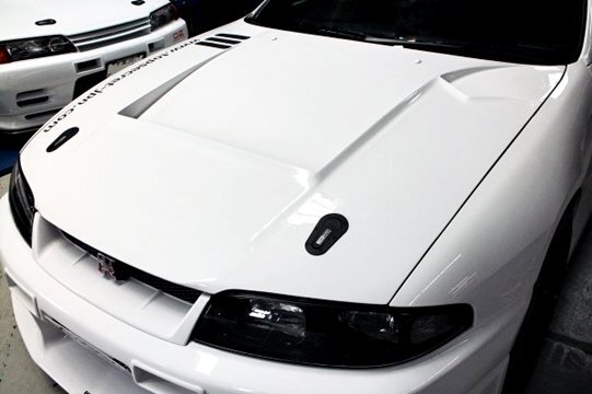 「トップシークレット」スカイライン GT-R(BCNR33)用エアロボンネット(FRP)_画像1