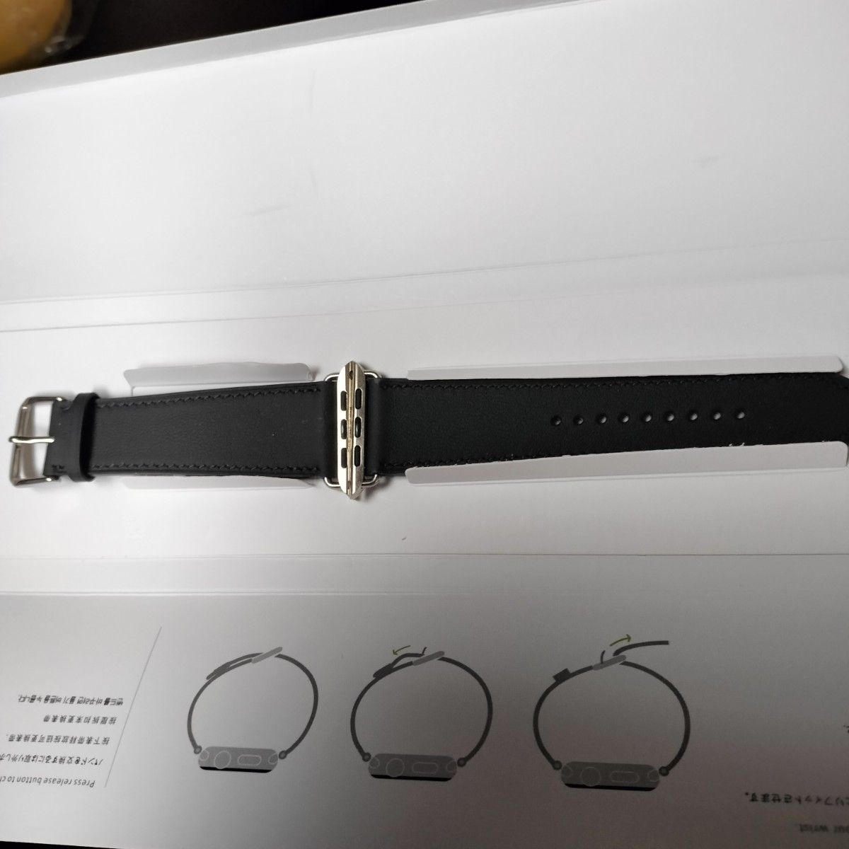 新品未使用Appleウォッチ42mm 黒ベルト バンド合皮製腕時計 ブラック ベルト 交換 レザーストラップ バンド 黒