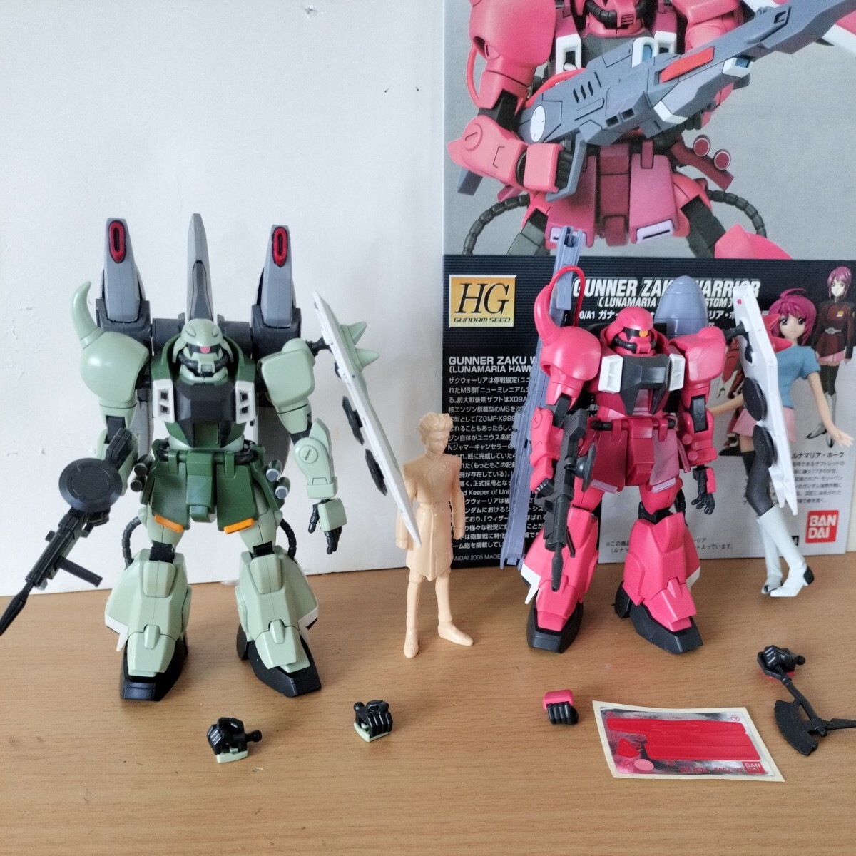 HG 1/144 ガナー・ザクウォーリア ブレイズ・ザクファントム 完成品 SEED DISTENY ガンダム ガンプラ ジャンク フィギュア ルナマリア _画像の仕上げ、デカール貼り済、説明書付き