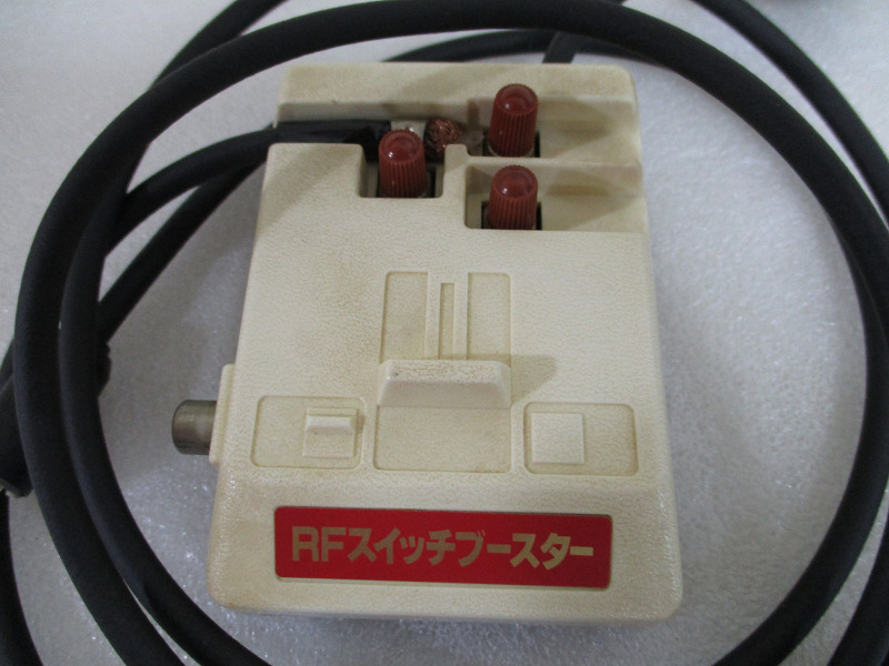 【LP/D】昭和レトロ 当時物 ホリ RFスイッチブースター BS-7 ファミコン _画像2