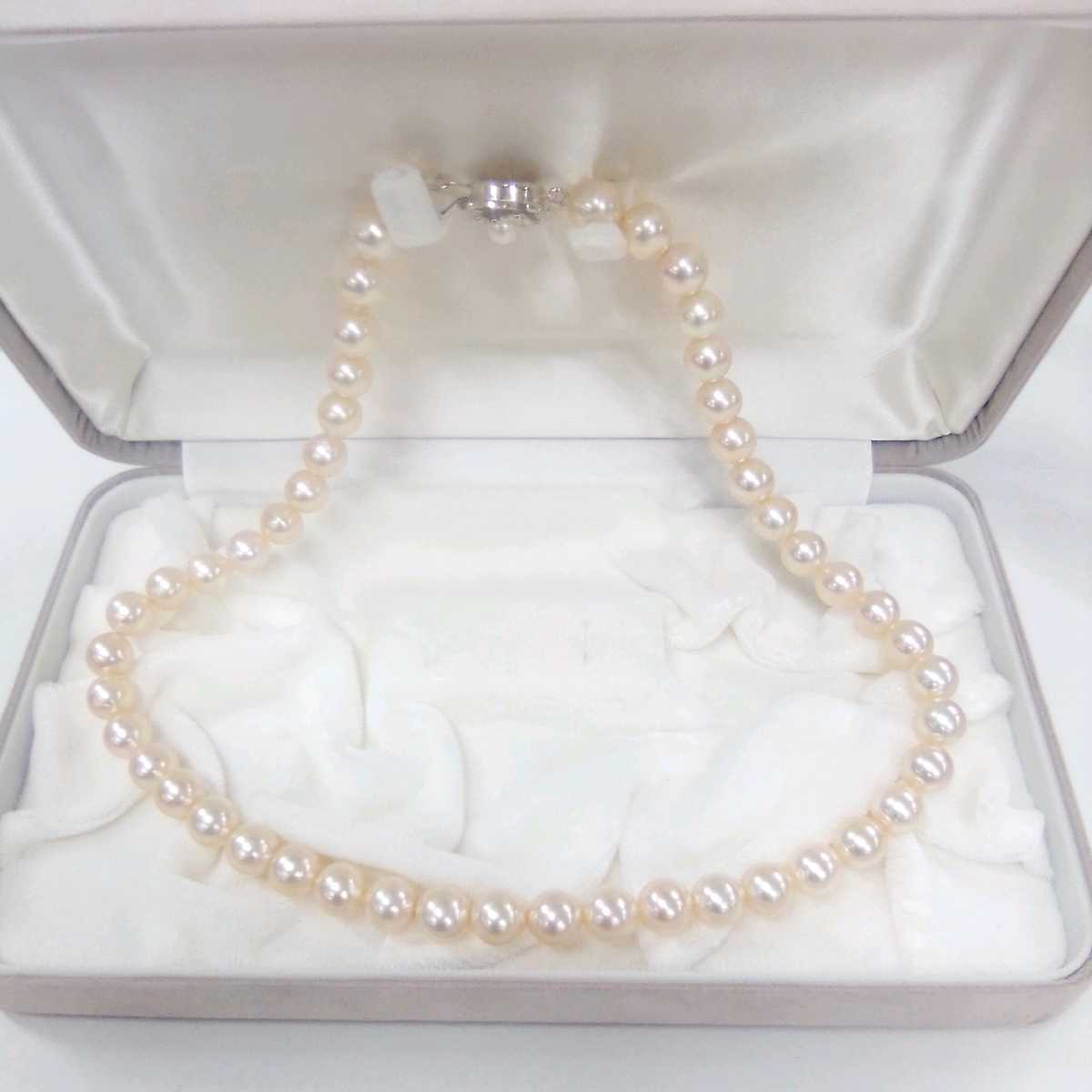 ●サ3401H◎艷やか本真珠　パールネックレス　留め具SILVER刻印あり　42.5センチ　大珠　8.2ミリ珠前後◎_画像1