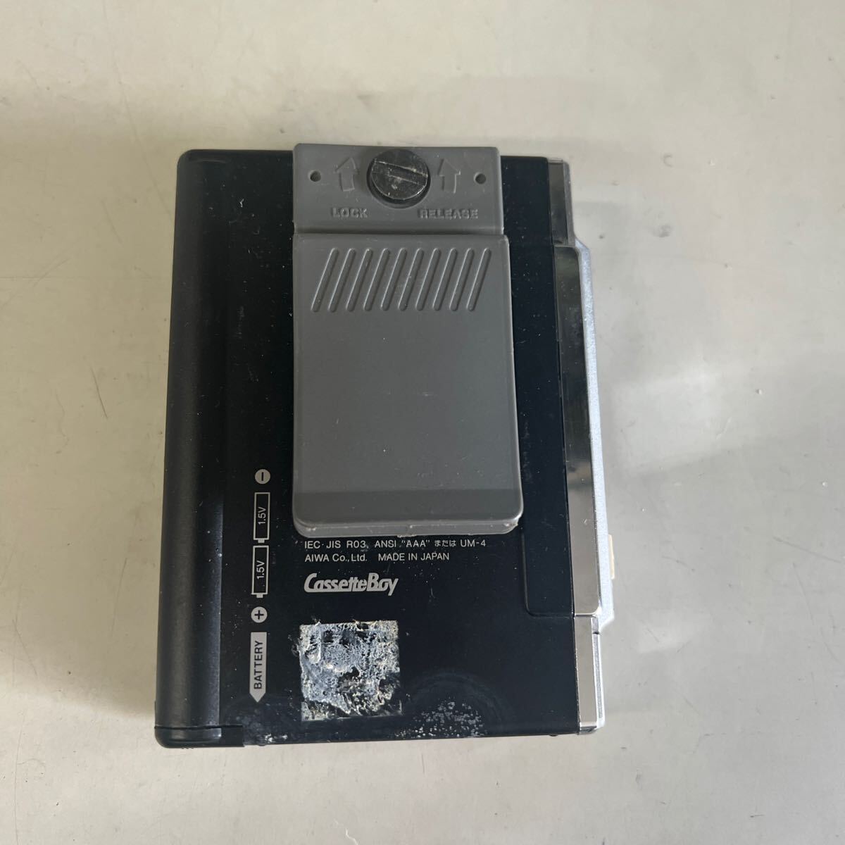 AIWA アイワ CassettoBoy カセットボーイ　ウォークマン WALKMAN カセットプレーヤー HS-P10 動作未確認ジャンク_画像4