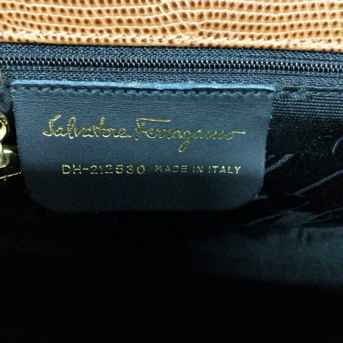 060516　266083　Salvatore Ferragamo　フェラガモ　ショルダーバッグ　ブラウン系カラー　ファッション小物　服飾雑貨　鞄　バッグ_画像8