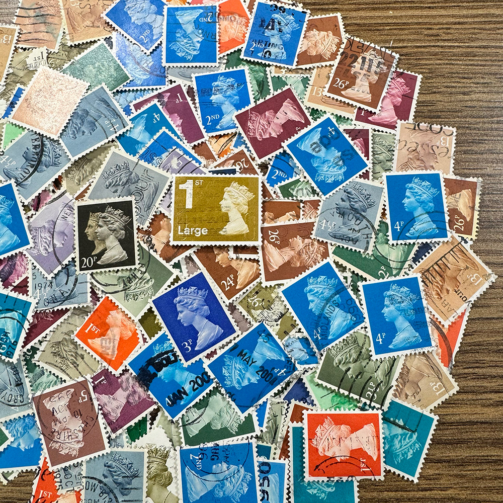 【イギリス】1960年代～使用済みMachin切手（エリザベス女王）大量200枚まとめてロット！希少！！(gbpubLYQZr)_画像9