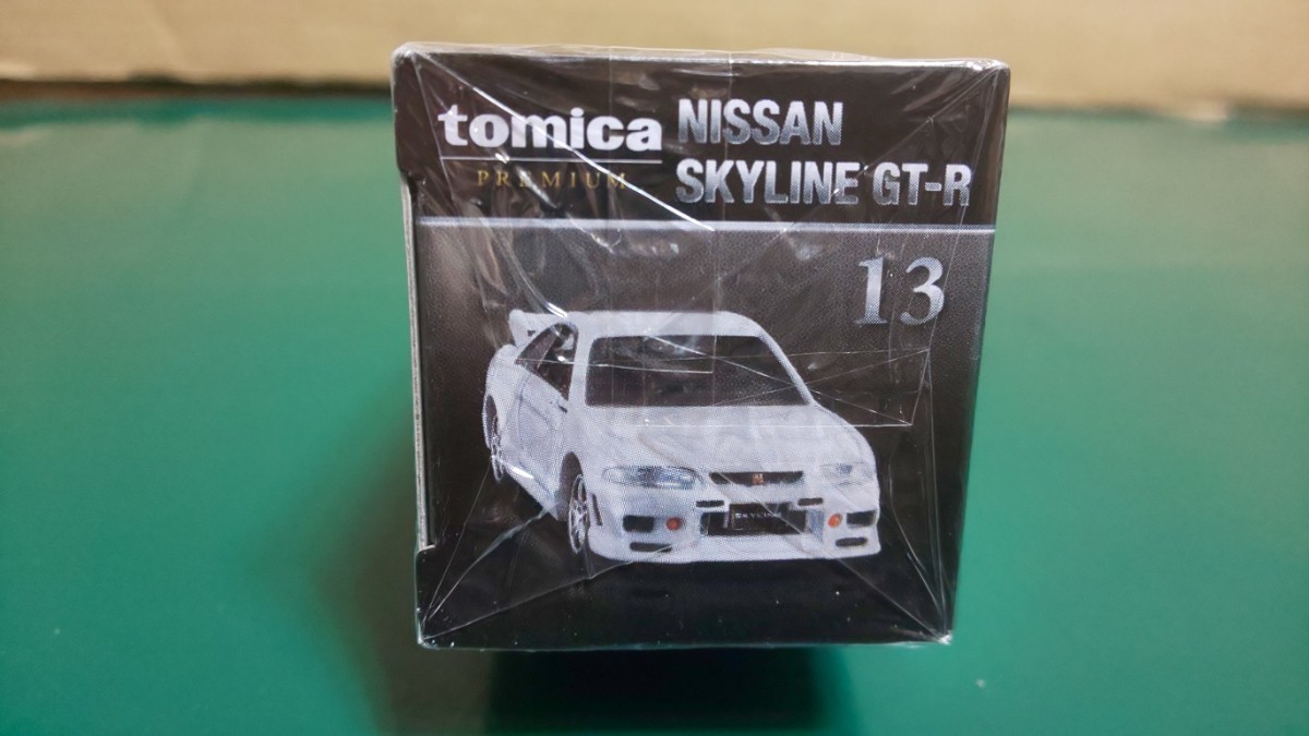 * beautiful goods * not yet exhibition * unopened * out of print rare * Tomica premium No.13 Nissan Skyline GT-R ( new package ) white ~1 jpy start 