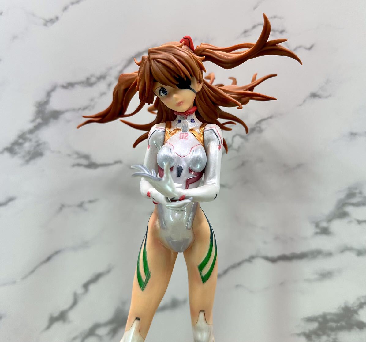 新世紀エヴァンゲリオン☆ 式波・アスカ・ラングレー/フィギュア/リペイント リメイク/艶出しパール修正/肌修正 /生足修正