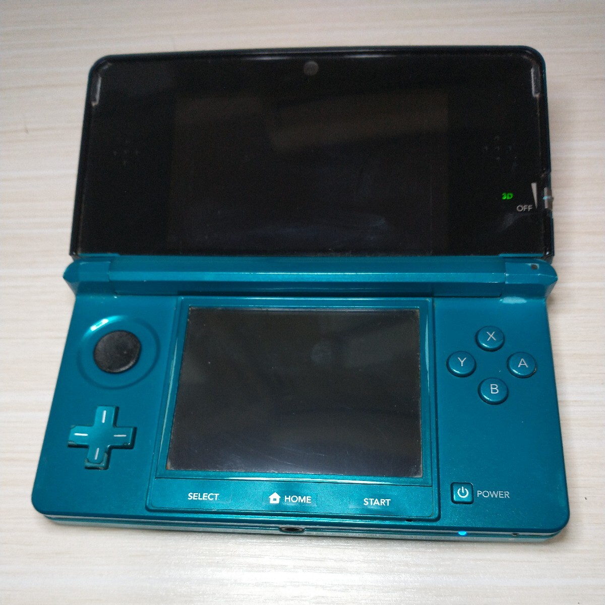 任天堂 ニンテンドー3DS Nintendo 3DS 初期化済　中古　アクアブルー_画像4