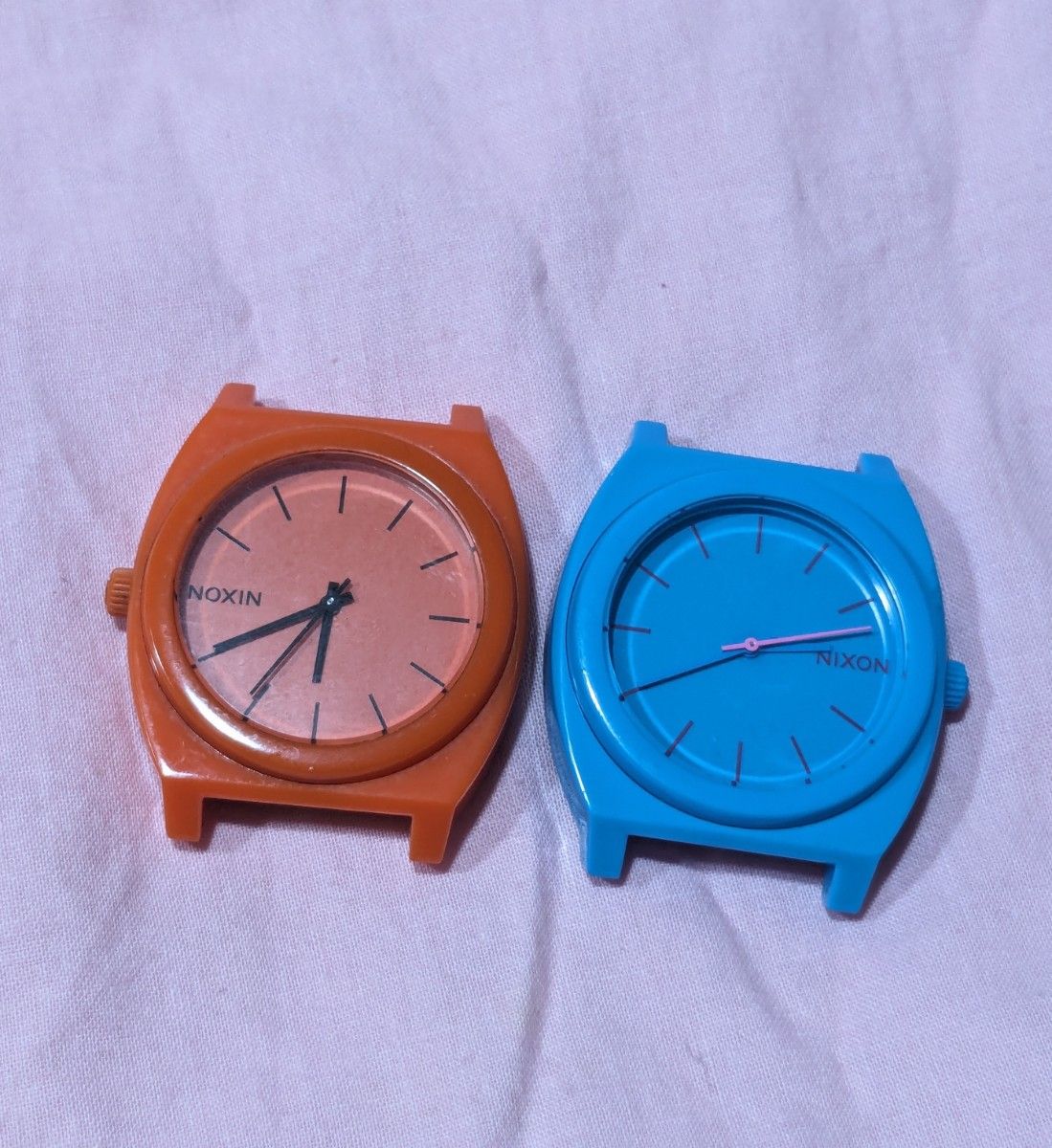 NIXON TIME TELLERジャンク品2色セット