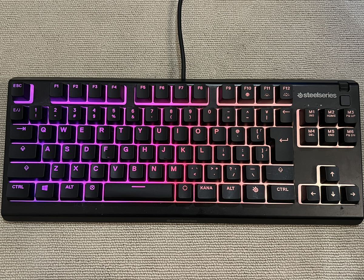 SteelSeries APEX 3 TKL KB-00015 ゲーミング キーボード PC 周辺機器 の画像1