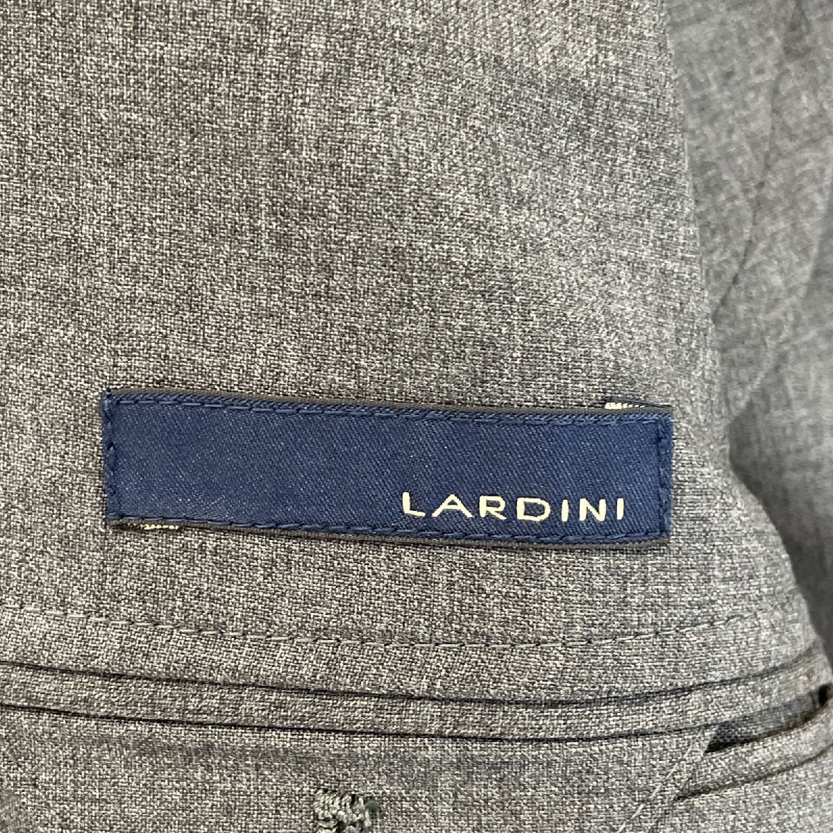 LARDINI ラルディーニ グレー ウール 3Bジャケット/パンツ セットアップ グレー 50 スーツ ウール メンズ 中古_画像6