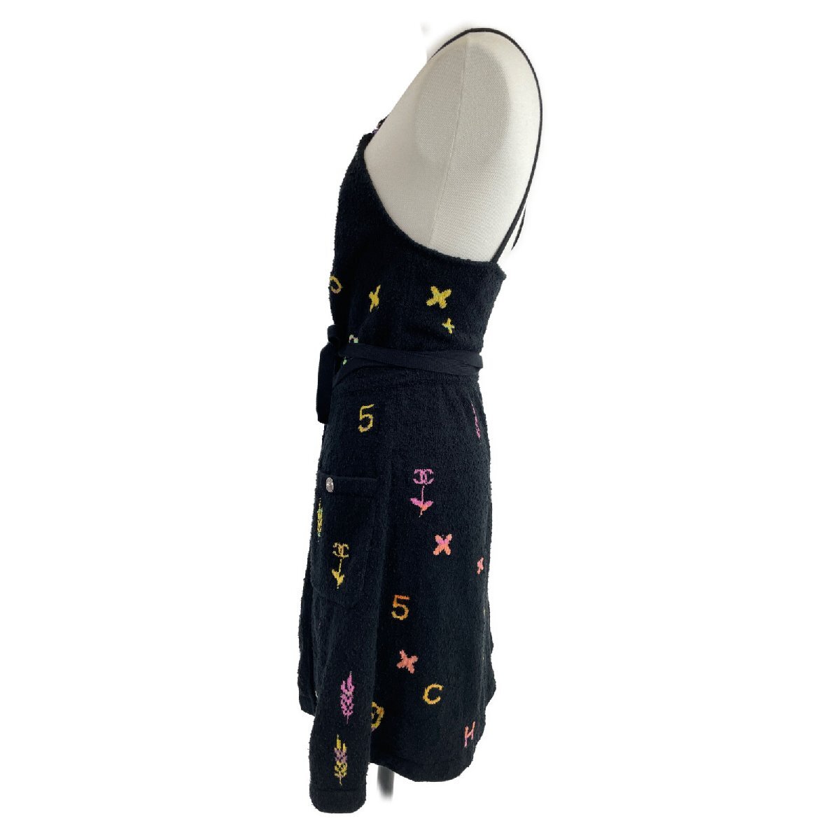 美品/国内正規 CHANEL シャネル P72187K10375 アイコンモチーフ 美品/国内正規 CHANEL シャネル P72187K10375 アイコンモチーフ
