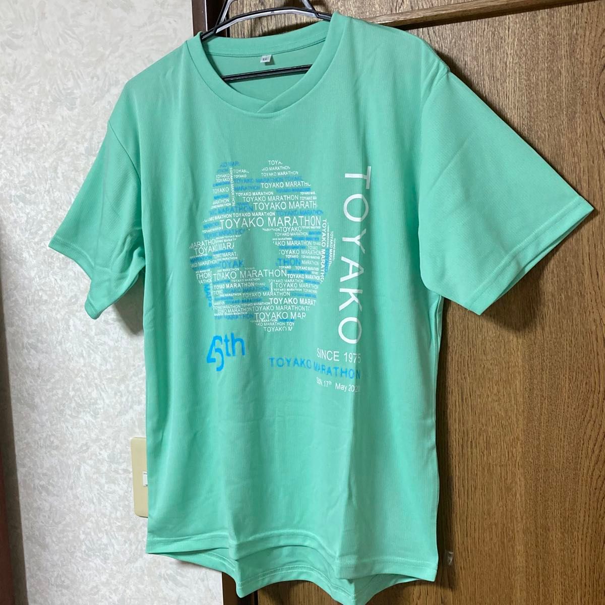 洞爺湖マラソン2020記念Tシャツ メンズ LLサイズ シューズ袋