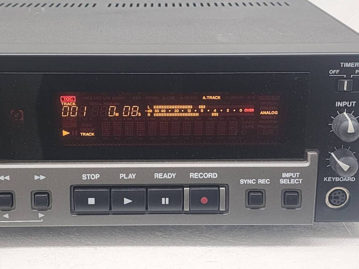 R60510 TASCAM Tascam CD recorder CD-RW900SL business use CD recorder 2013 year made 