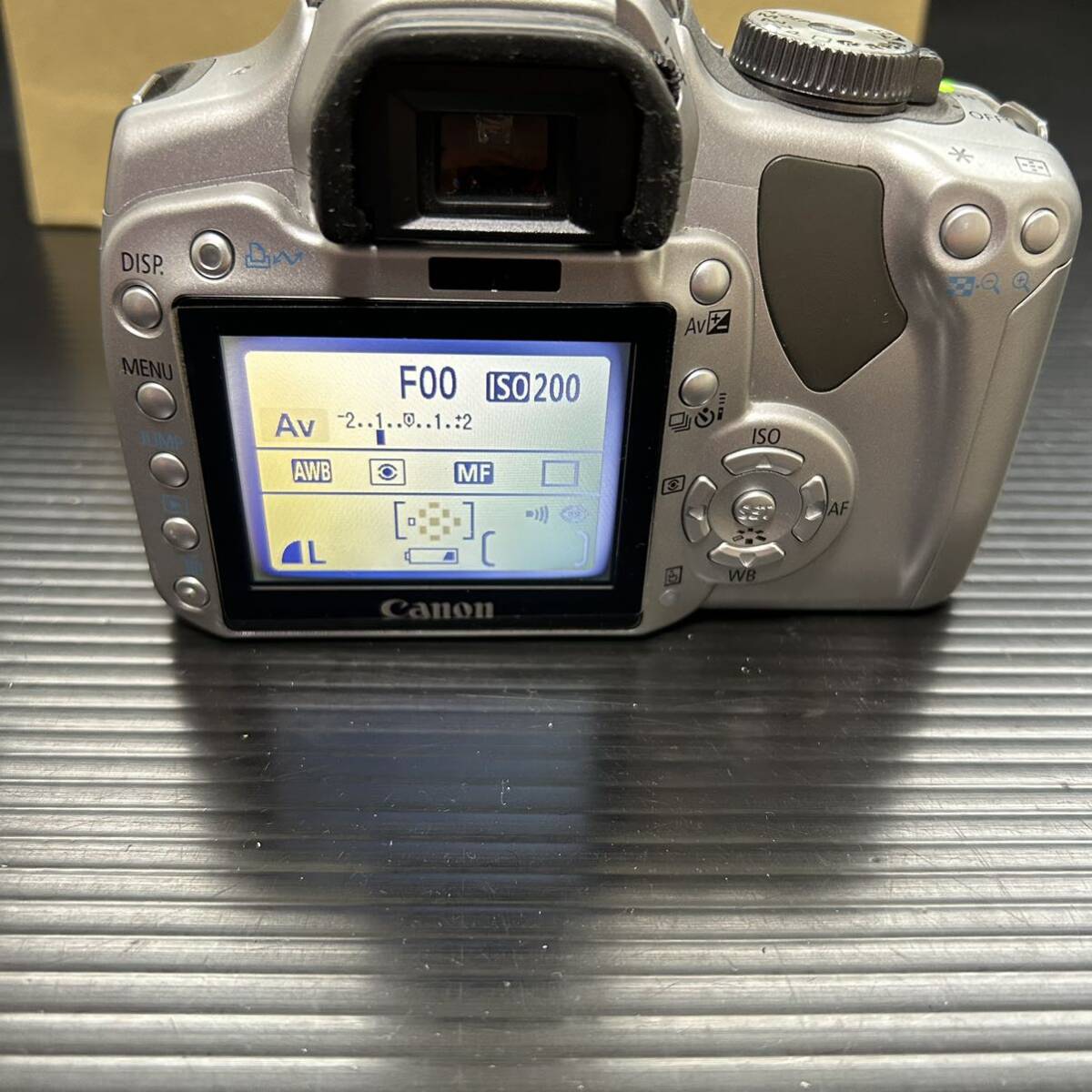 デジタル一眼レフカメラ Canon EOS kiss DIGITALX CF カードなし ボディ （通電確認済み 中古品）_画像4