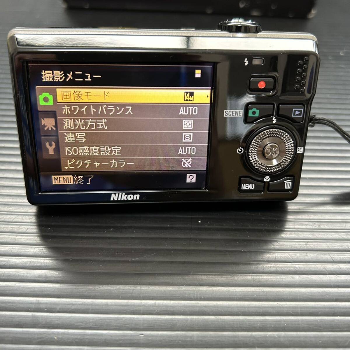 デジカメ Nikon COOLPIX S6000 NIKKOR 7X WIDE OPTICAL ZOOM ED VR 5.0-35.0mm 1:3.7-5.6 SDカードなし 保存 撮影 可通電確認済み中古品）_画像3