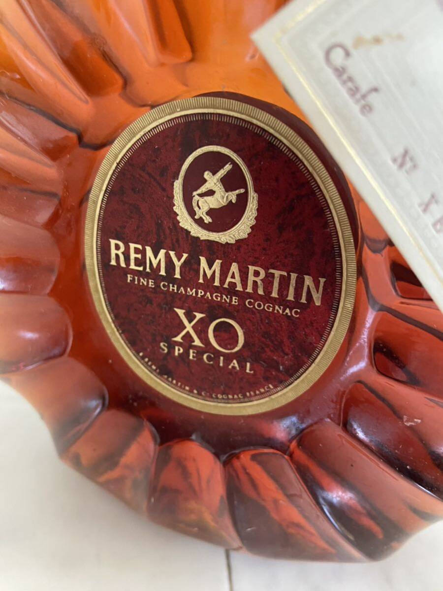 古酒 REMY MARTIN レミーマルタン XO SPECIAL スペシャル クリアボトル ブランデー コニャック 洋酒 1000ml 1L 40％ 未開栓 （コルク折れ）_画像5