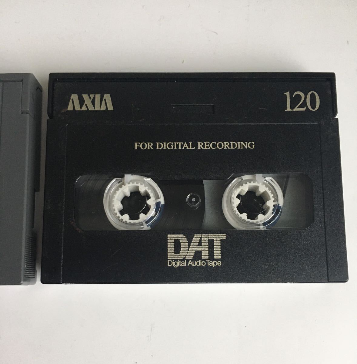 送料無料　DATテープ 2本(ケースなし)　 ソニー DT-120　AXIA120 中古　ジャンク_画像3