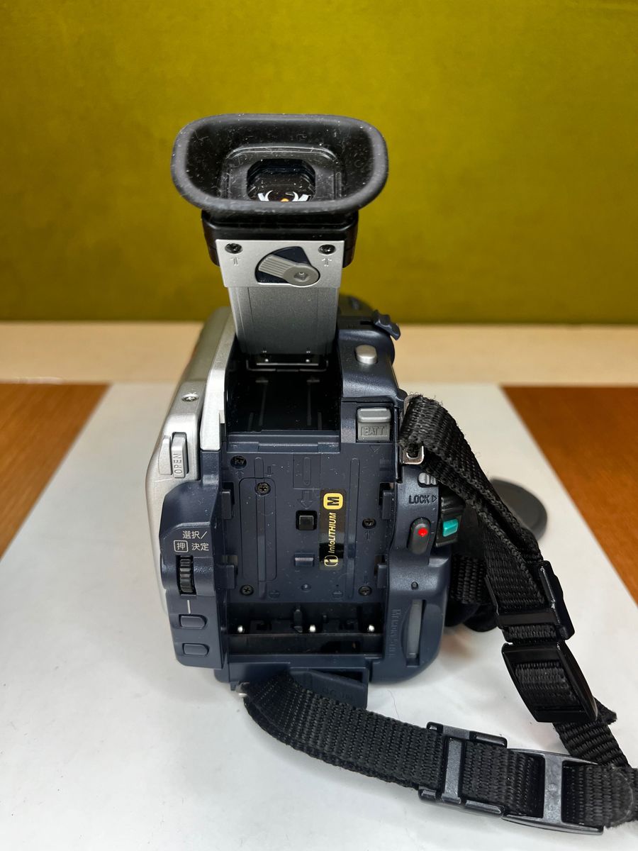 【動作確認済★美品】SONY mini DVビデオカメラ DCR-TRV18