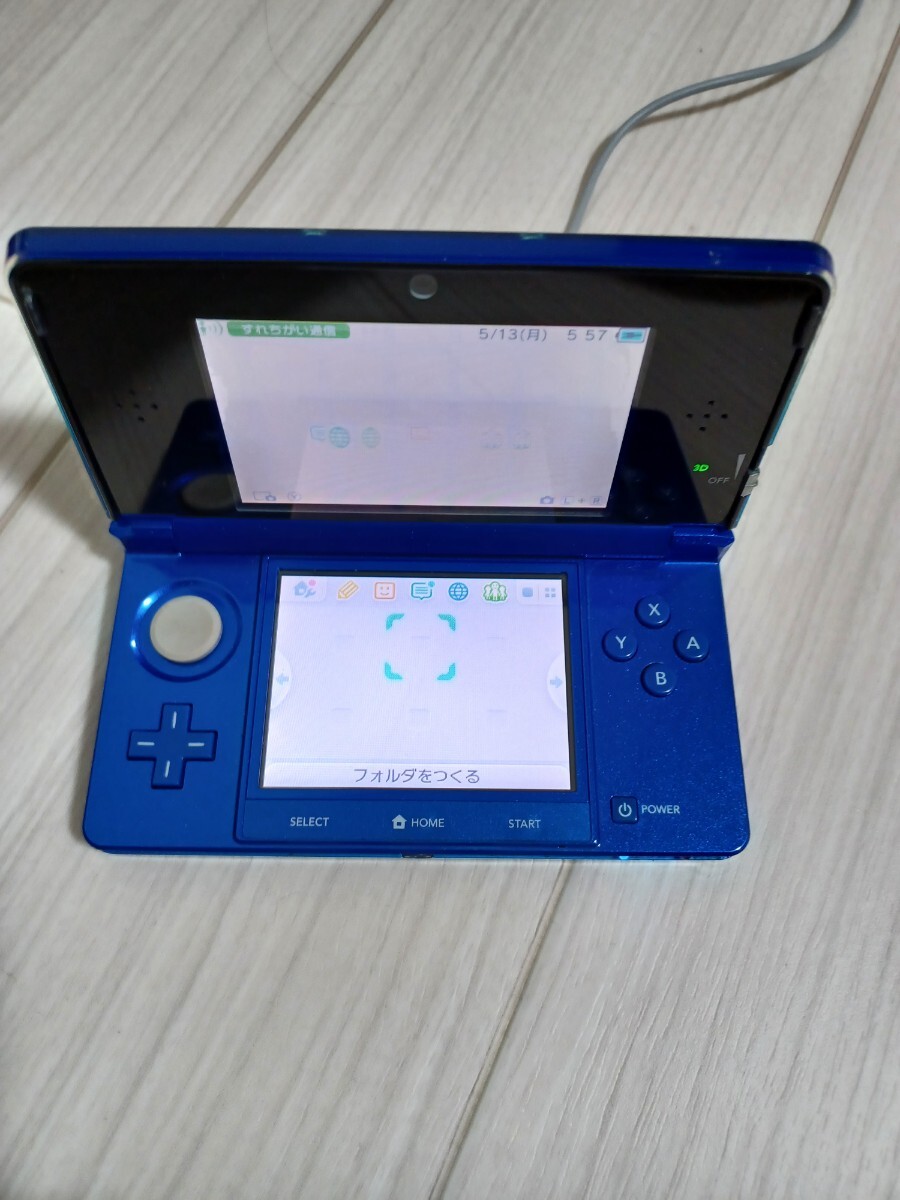 美品 任天堂 NINTENDO 3DS ニンテンドー3DS ゲーム機 本体 　ブルー　スタンド付_画像2