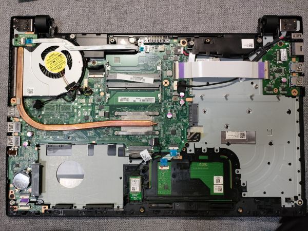 【一部ジャンク】東芝 dynabook T75/TB Core i7-5500U BIOS起動可能 マザーボード 液晶不良 キーボード【動作確認済み】_画像6