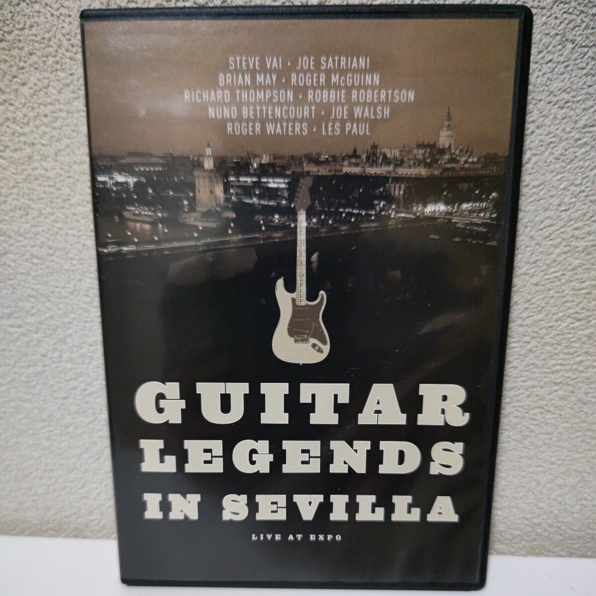 GUITAR LEGENDS/In Sevilla Live at Expo 輸入盤DVD ロビー・ロバートソン ロジャー・ウォータース レス・ポール ブライアン・メイetcの画像1