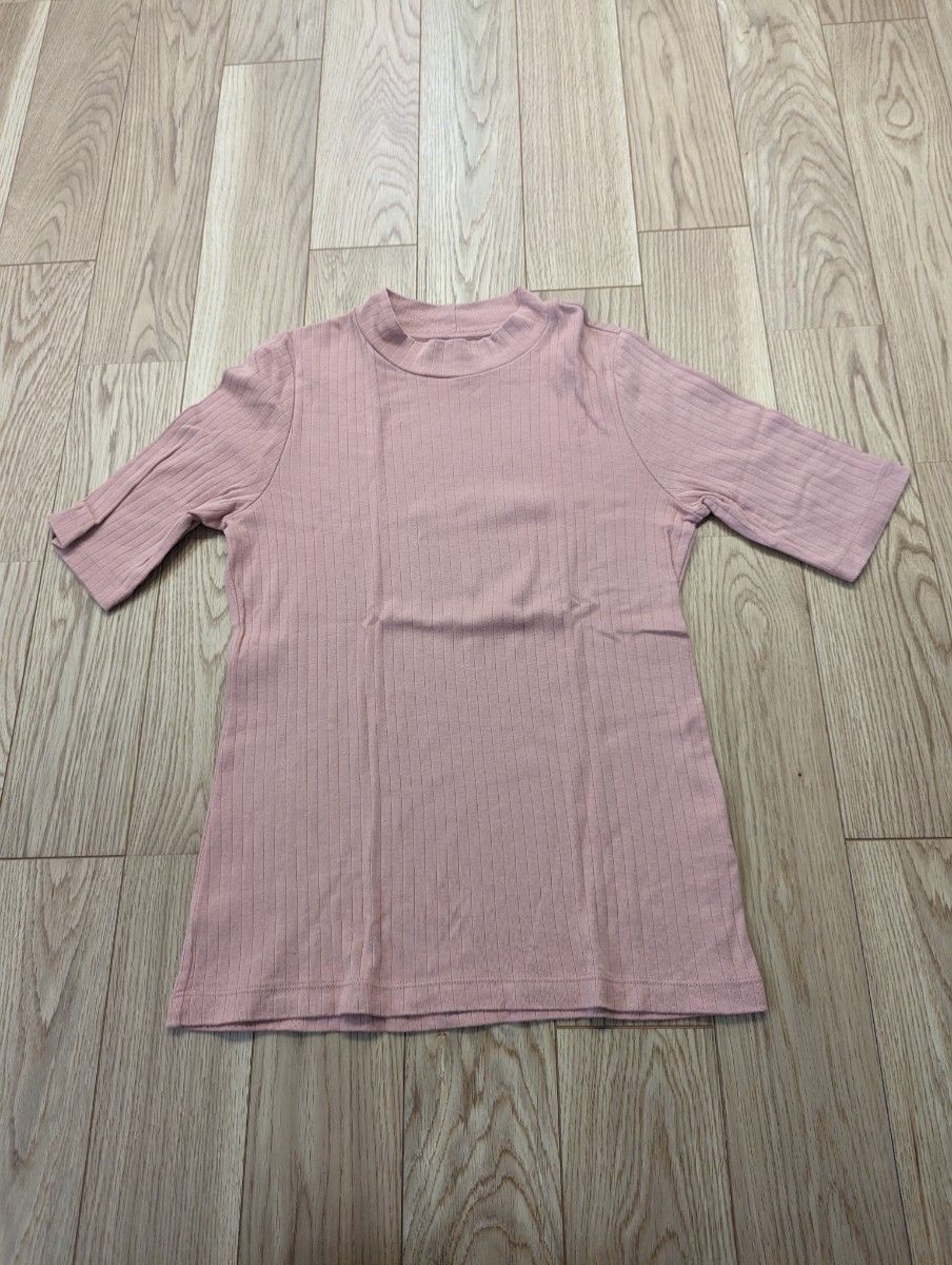 UNIQLO　ユニクロ　Tシャツ　ピンク　M