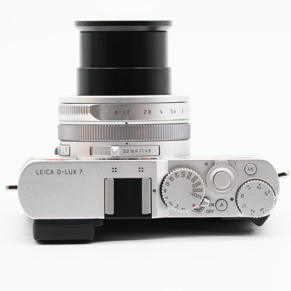 【新品級】Leica(ライカ) ライカD-LUX7 大型センサー搭載デジタルカメラ【シャッター数218枚】 #937_画像3