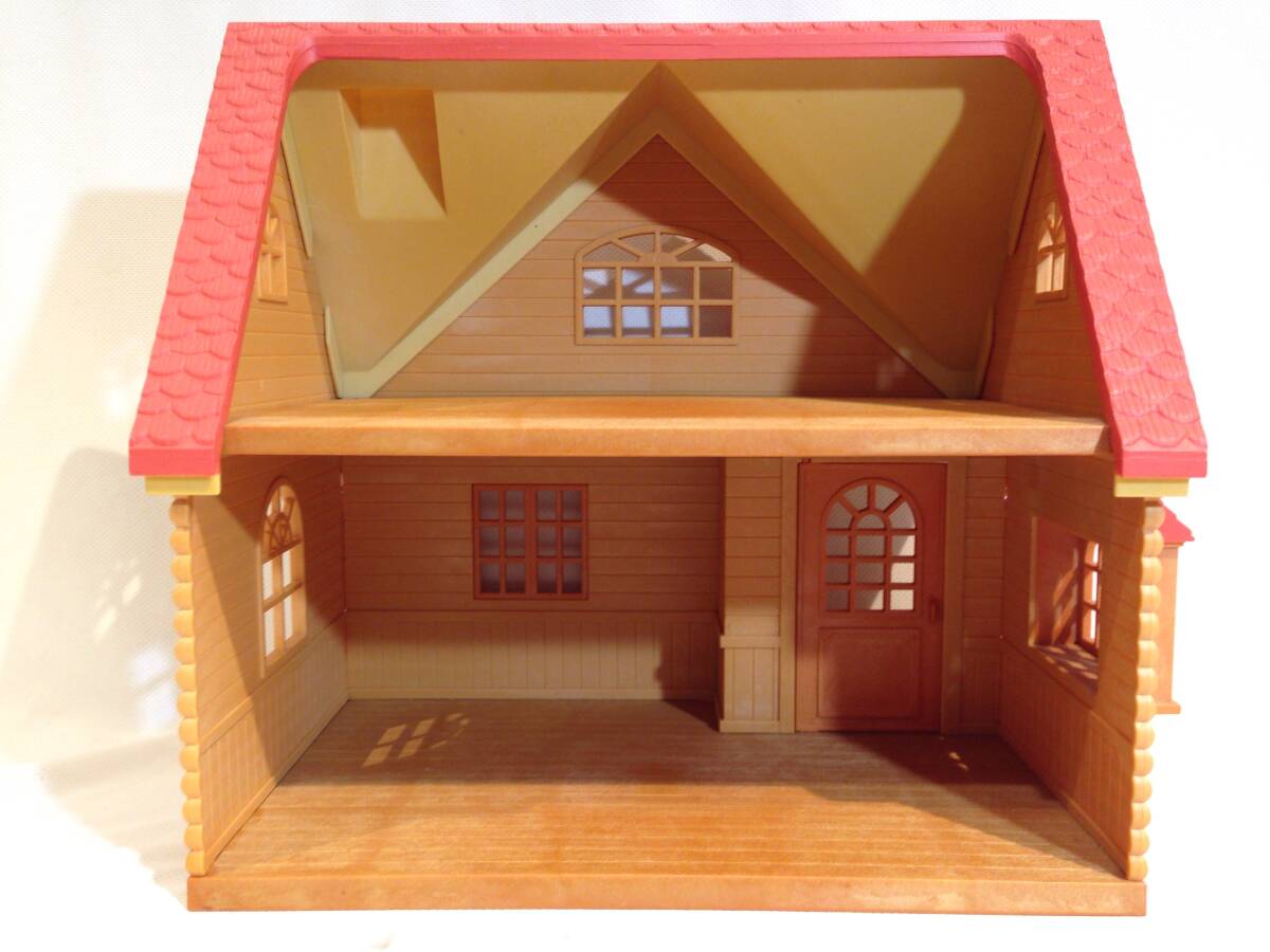 ◆674◆はじめてのシルバニアファミリー / 赤い屋根のお家 うさぎの人形 家具 セット / 女の子 おもちゃ ドールハウス ミニチュア_画像3