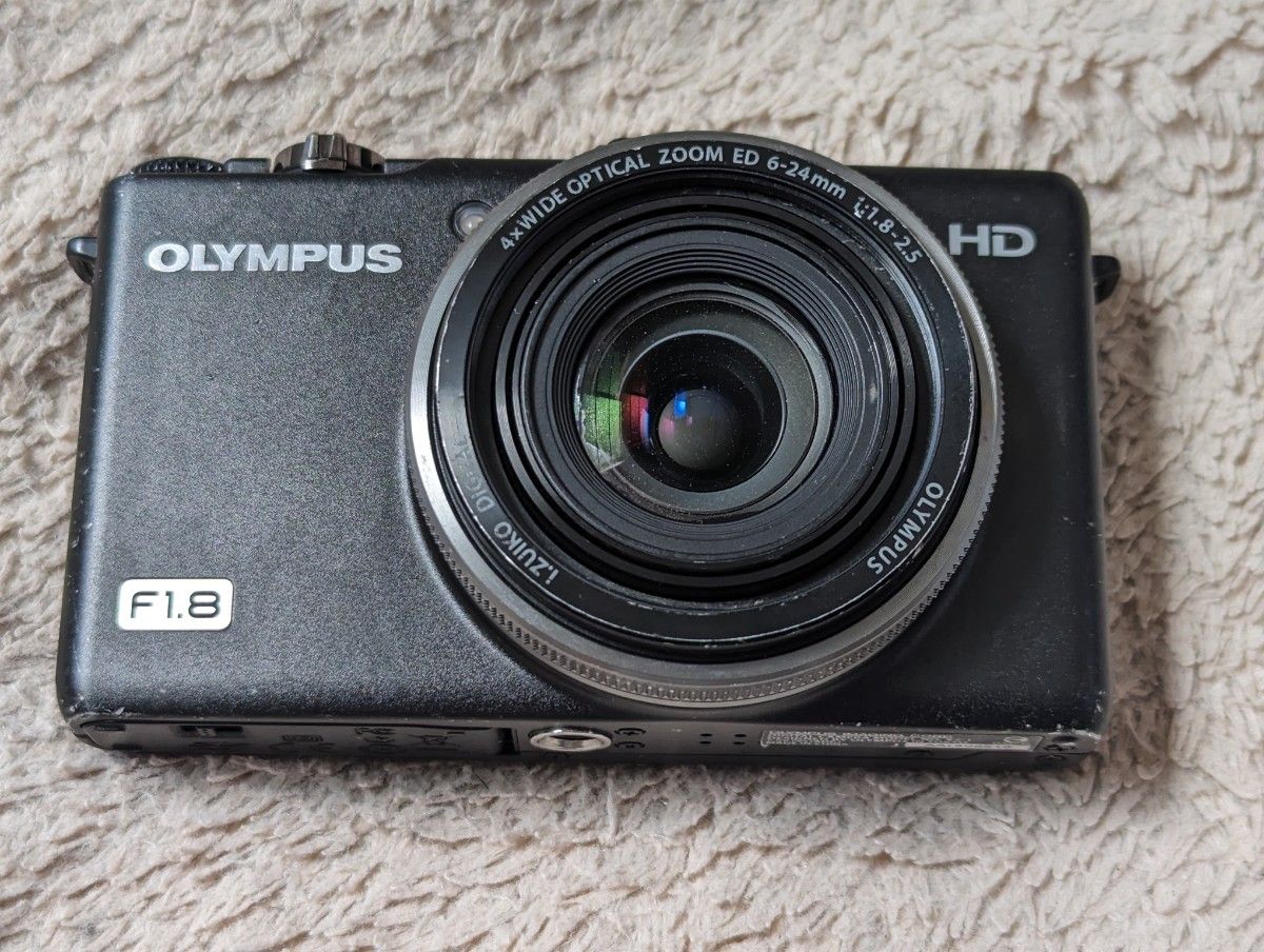 【状態良好】OLYMPUS デジタルカメラ XZ-1 ブラック 1000万画素 1/1.63型高感度CCD 大口径F1.8