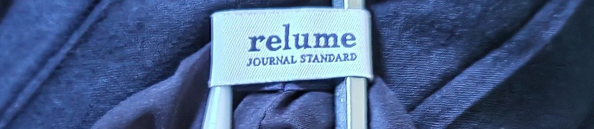 美品「JOURNAL STANDARD relume」　　　　　　　　　プリーツロングスカート　ネイビーブルー