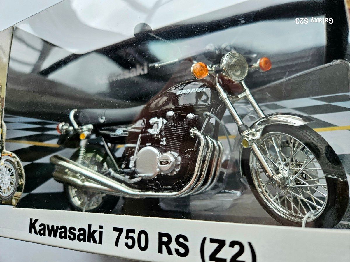 KAWASAKI 750RS Z2 アオシマ 1/12完成品バイクシリーズ新品