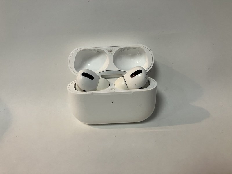 FK832 AirPods Pro 第1世代 ジャンク_画像1
