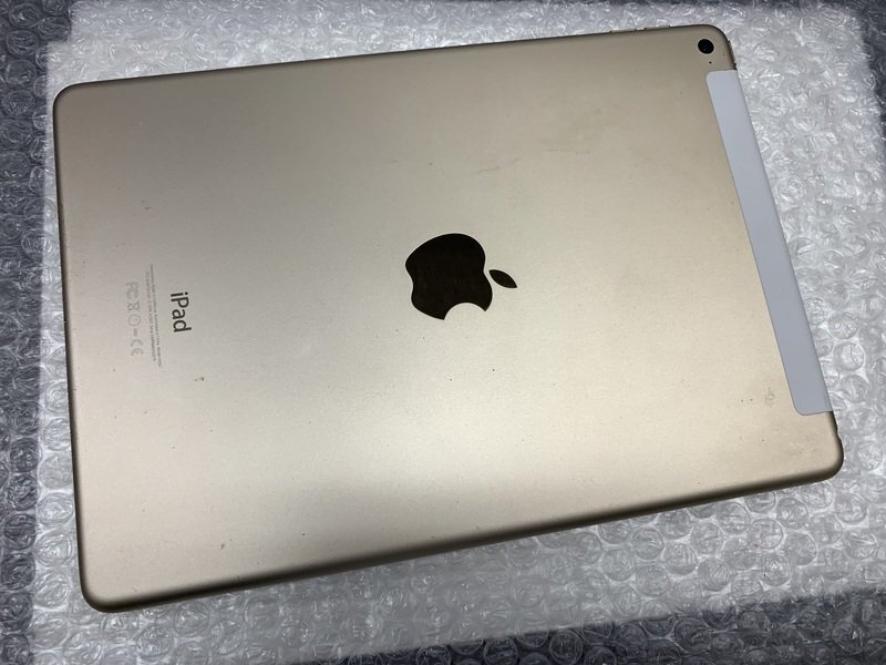 JN524 SoftBank iPad Air 第2世代 Wi-Fi+Cellular A1567 ゴールド 128GB 判定○の画像2