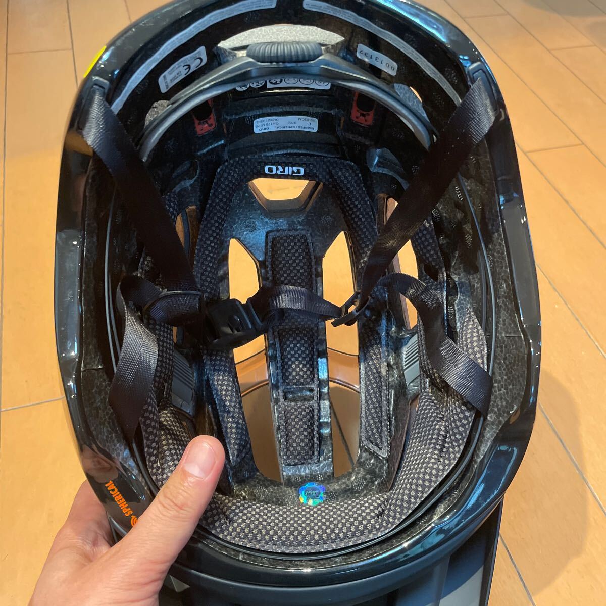 Giro Manifest Spherical MTBヘルメット (サイズ59-63cm) ブラック