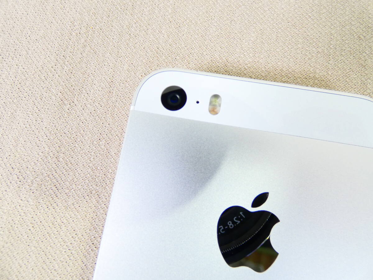 Apple アップル iPhone SE スマートフォン MLMC2LL/A 64GB 海外版SIMフリー 96%/15.6.1 @送料520円 (4)_画像6