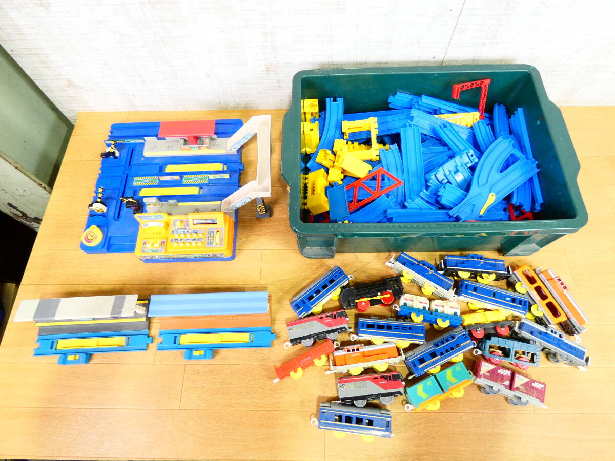 ^ Tommy Plarail vehicle (20 pcs )/../ rail parts together approximately 3.. car train wrapping vehicle Shinkansen * junk @120 (4)