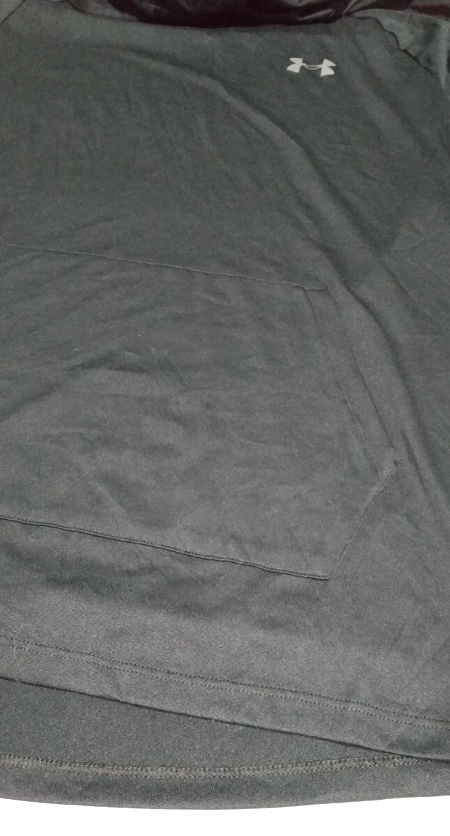 ☆UNDER ARMOUR アンダーアーマー フーディー長袖パーカー(フード付Tシャツ)MサイズHEATGEAR LOOSE薄 超軽量 約220gブラック黒色グレイGLAY_※ポケットがあります。