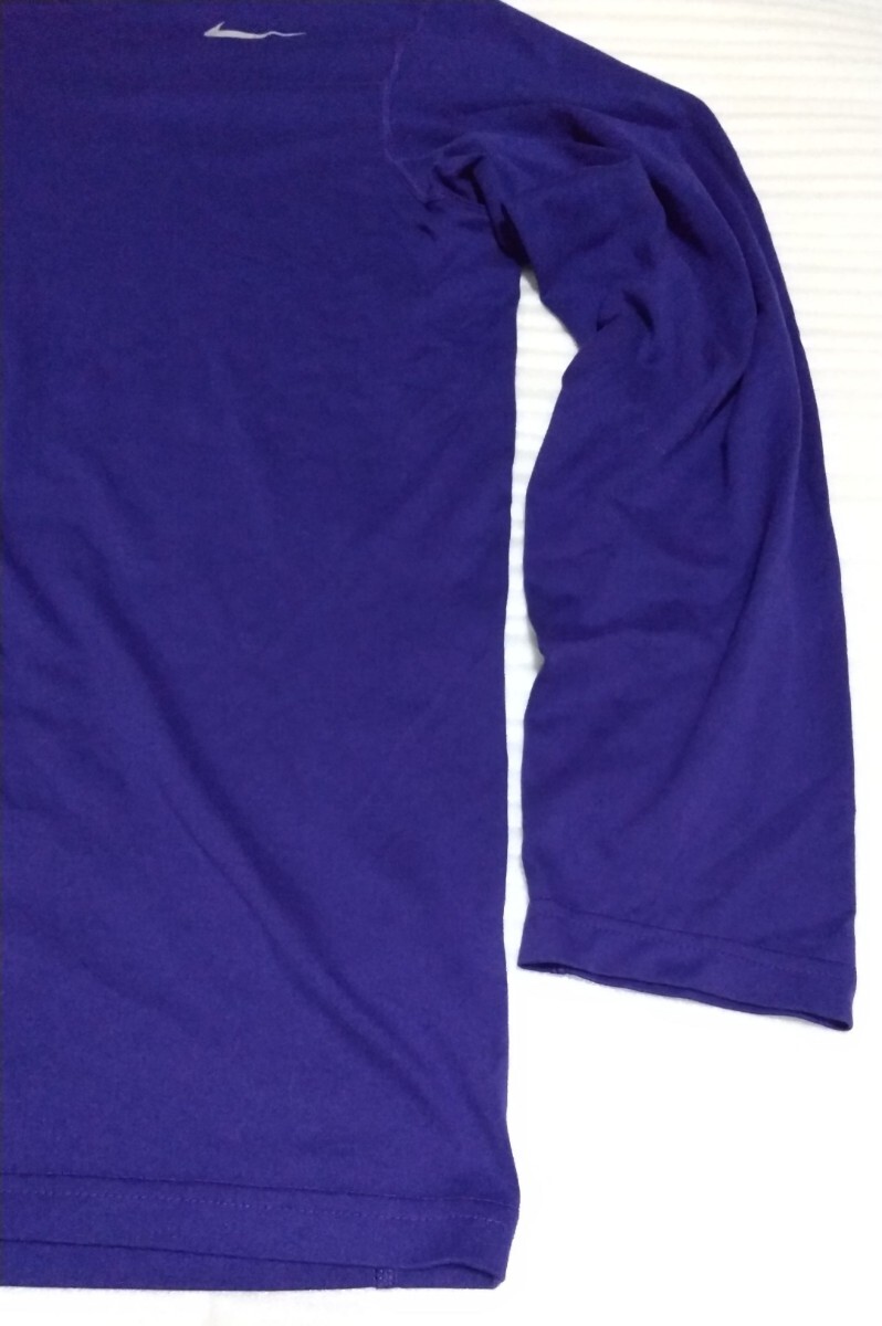 ☆NIKE.com ナイキ 長袖 Tシャツ サイズ L UK42/44 スポーツ ロング ティー DRI-FIT 紫色グレイGLAY 肩幅 約46身幅56袖丈67身丈73cm 約200g_※長袖です。